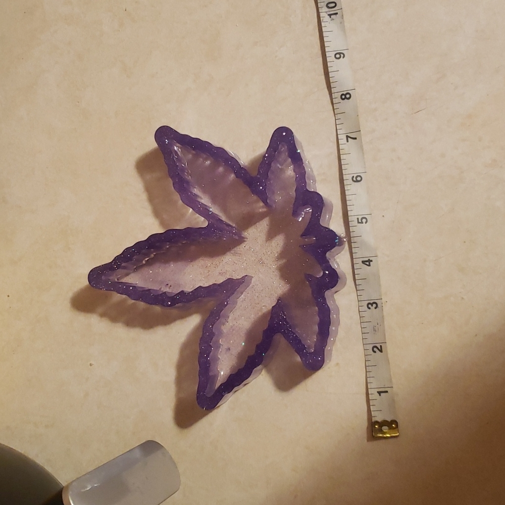 Maple Leaf Decor